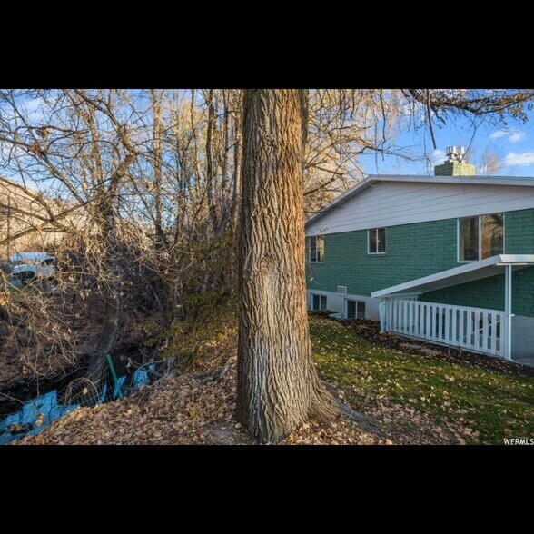 Building Photo - 115 S 200 E