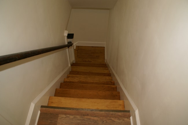 Building Photo - 617 Hepburn St