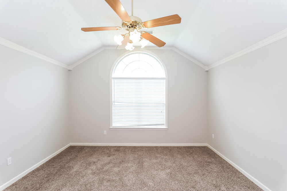 Building Photo - 8607 Brer Fox Cove