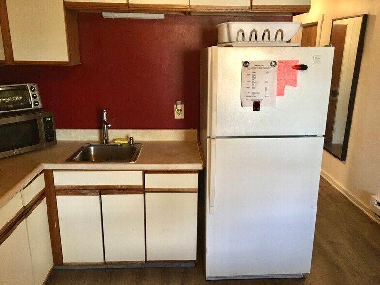 Building Photo - 157 Perkins St