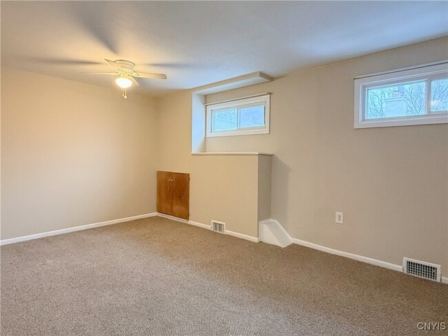 Building Photo - 2653 W Seneca Turnpike