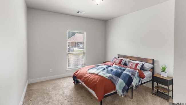 Building Photo - 17634 Hoods Ridge Dr
