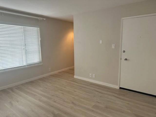 Building Photo - 412 Richmond Dr
