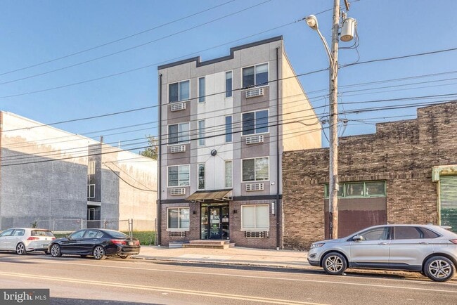 Building Photo - 4122 Haverford Ave