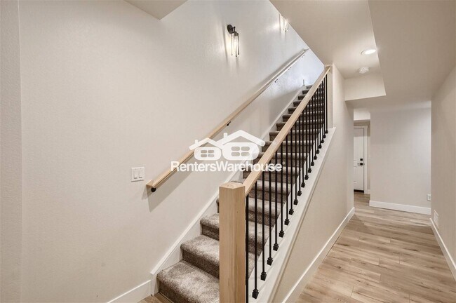 Building Photo - 1351 Baker St
