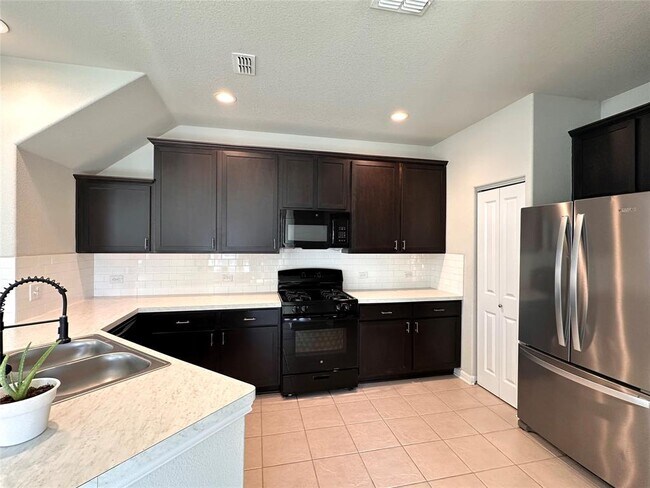 Building Photo - 500 Ferrule Dr
