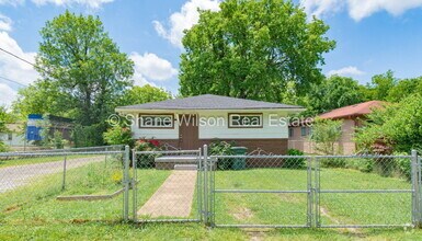 Building Photo - "Charming 3-Bedroom Home in Chattanooga's ...