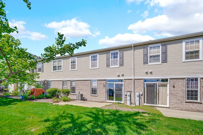 Building Photo - 5005 Corning Ct