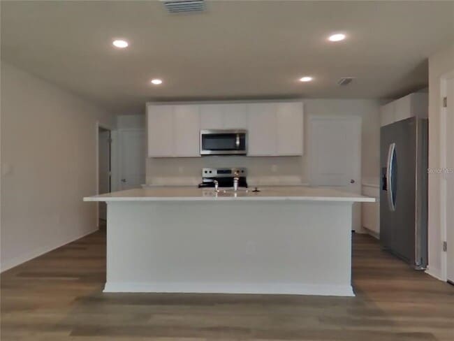 Building Photo - 10749 Hidden Banks Gln