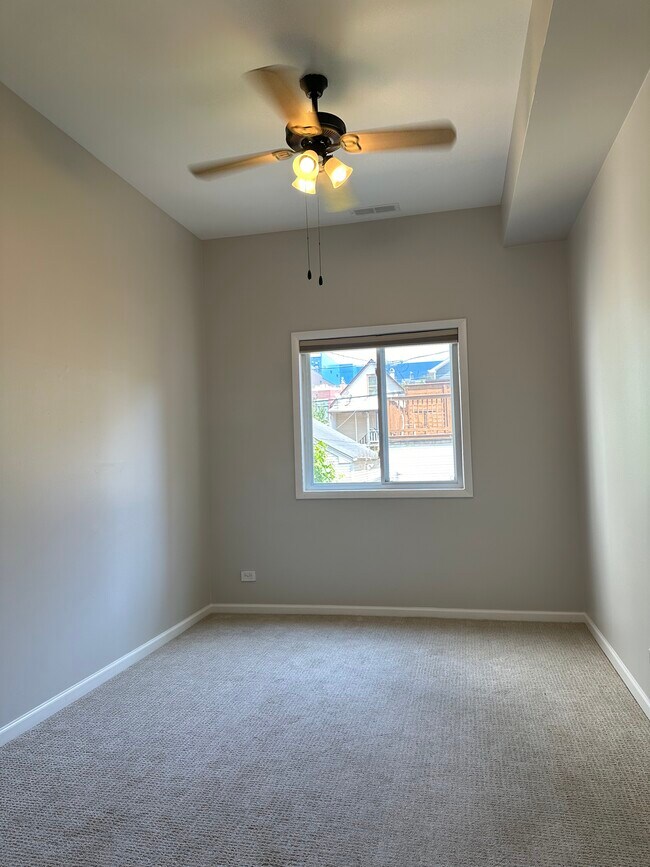 Building Photo - 1747 N Campbell Ave