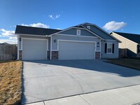 Building Photo - Newer Single Family home in Caldwell!!!