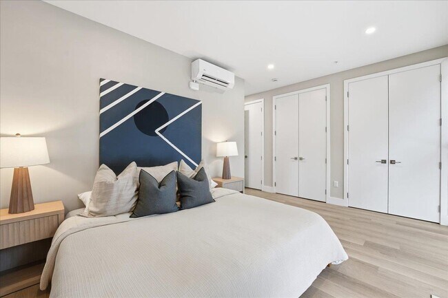 Building Photo - 134 New York Ave