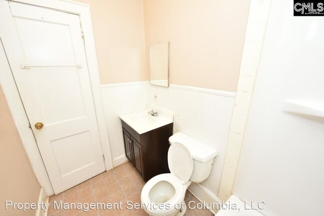 Building Photo - 3 br, 1 bath House - 103 Duke Ave