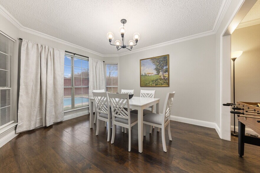 Building Photo - 509 Newberry St