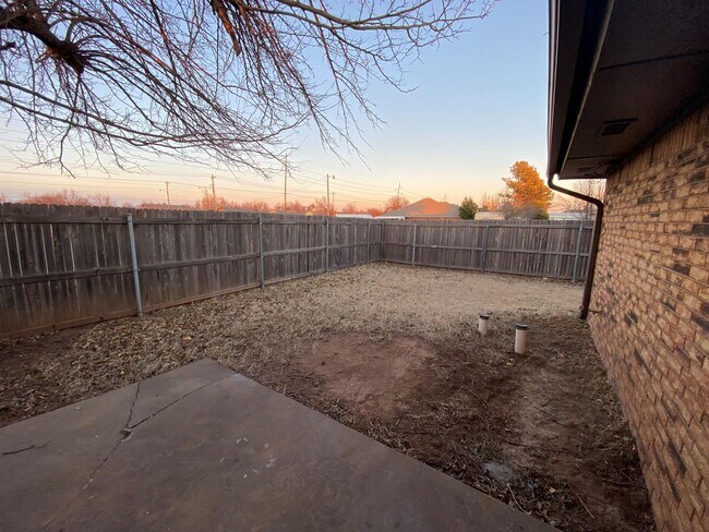 Building Photo - 415 Wild Wind Rd