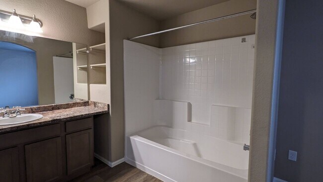 Building Photo - TWO STORY END UNIT TOWNHOME 3 BED/2.5 BATH...