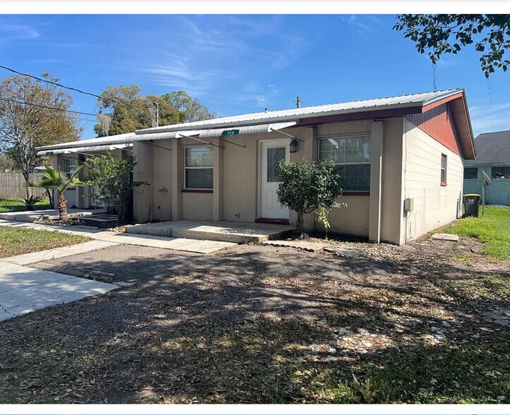 Primary Photo - 706 W Alamo Dr