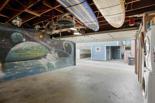Building Photo - 824 Rockaway Ct