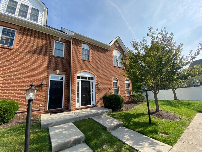 Building Photo - 3401 Bartley Pond Pl