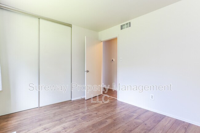 Building Photo - 1107 Woodhollow Dr