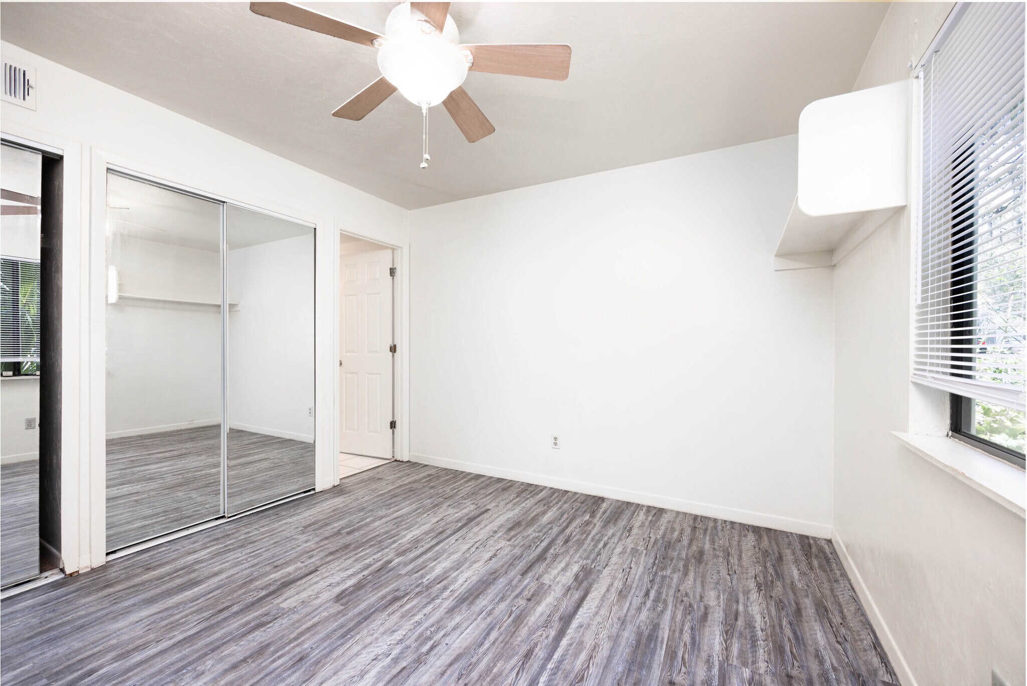 BedRoom #1 - 127 SE 16th Ave