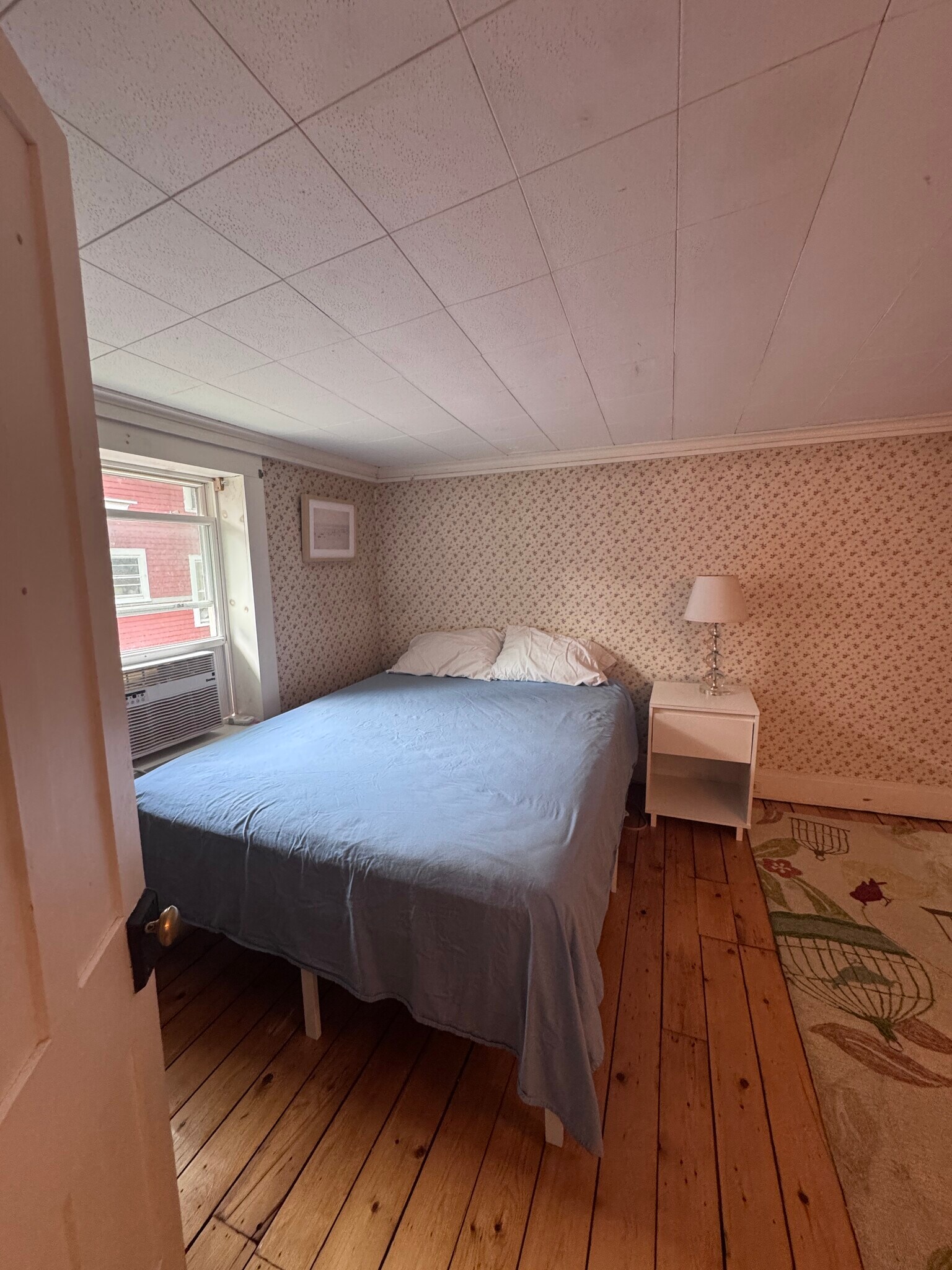 Bedroom - 38 Broad St