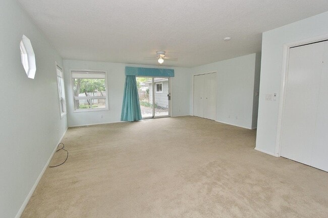 Building Photo - 12603 W Castlewood Dr