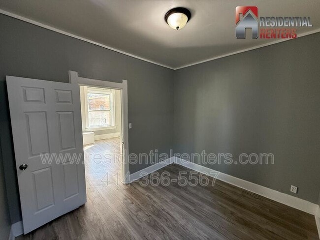 Building Photo - 4009 N 18th St