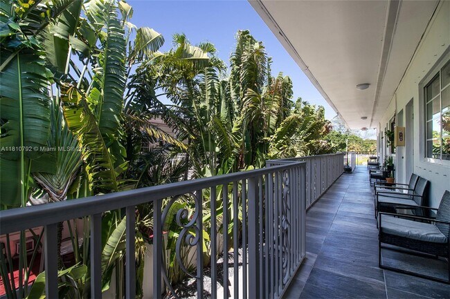 Building Photo - 8430 Harding Ave