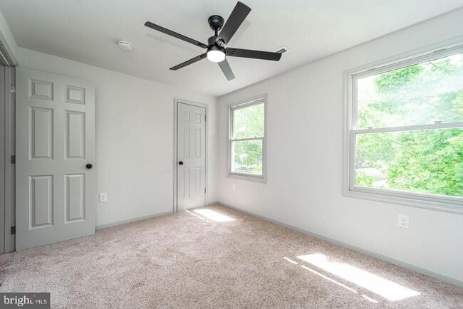 Building Photo - 5704 Broadwater Pkwy
