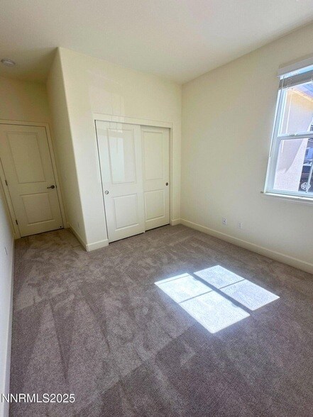 Building Photo - 7145 Owl Vw Dr