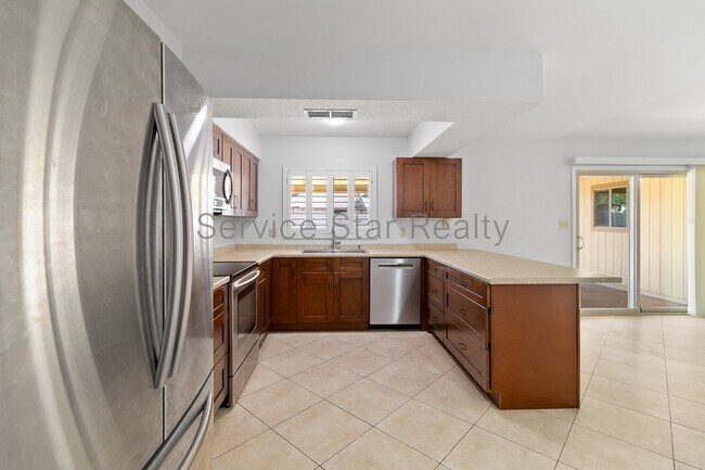 Building Photo - 713 W Alamo Dr