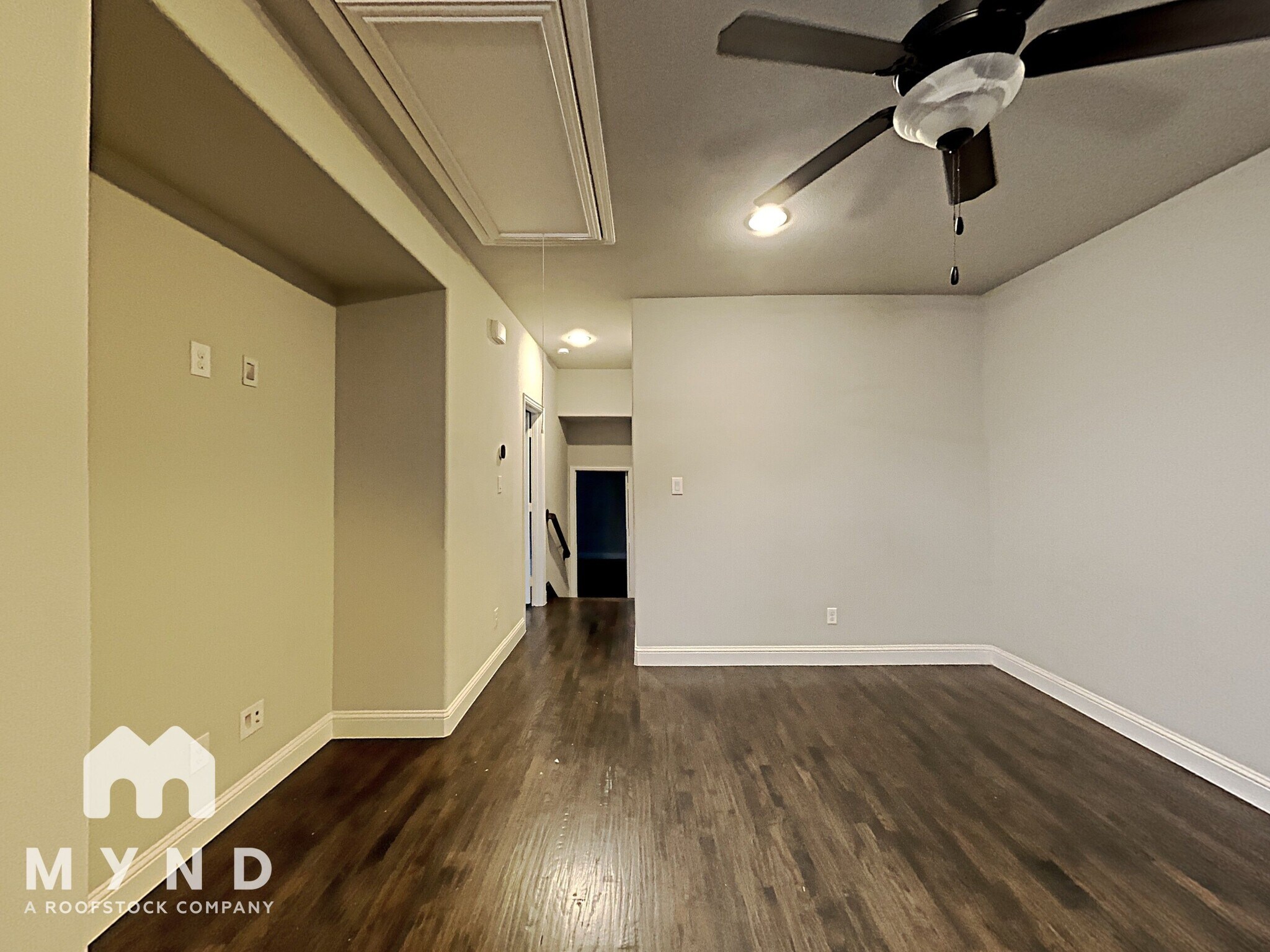 Building Photo - 868 Dartford Dr