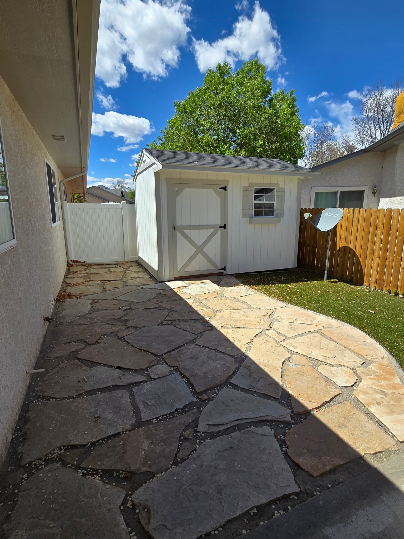 Storage shed in backyard - 726 W Tyrolean Ct