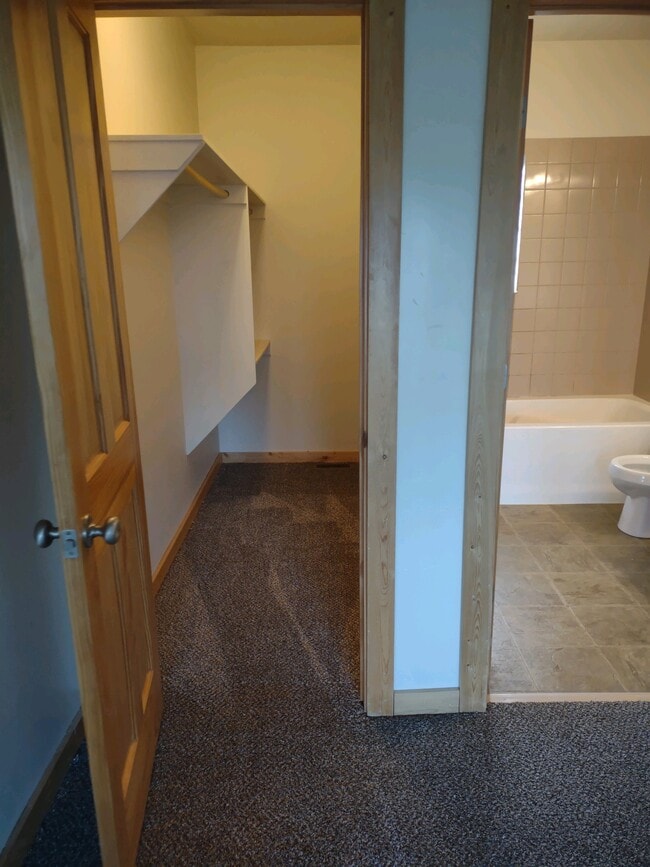 Building Photo - 155 Mulligan Ln