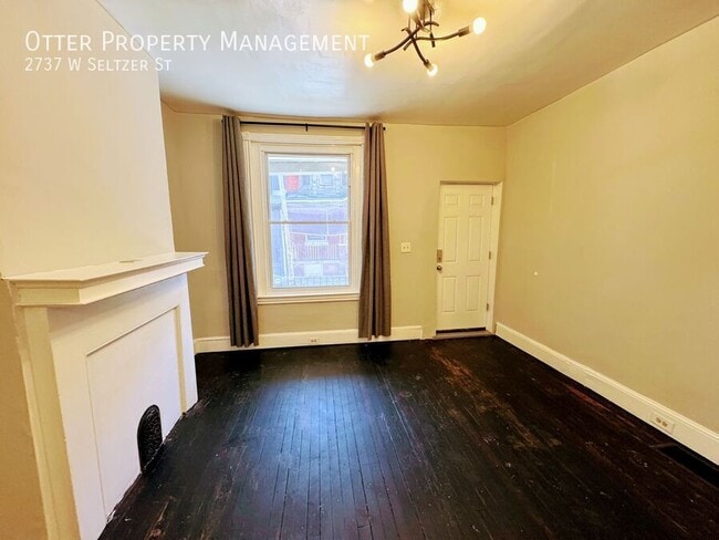 Building Photo - 2737 W Seltzer St