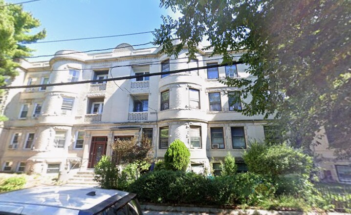 Building Photo - 37 Dwight St