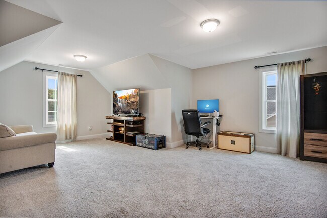 Building Photo - 110 Evergreen Frst Dr