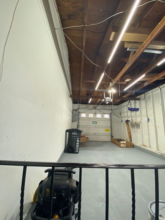 Building Photo - 241 Lafayette Ave