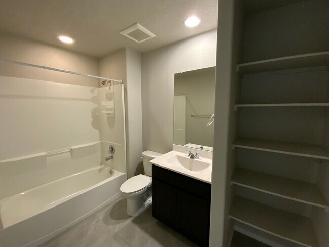 Building Photo - 4 Bedroom Newly Built Home Available Near ...