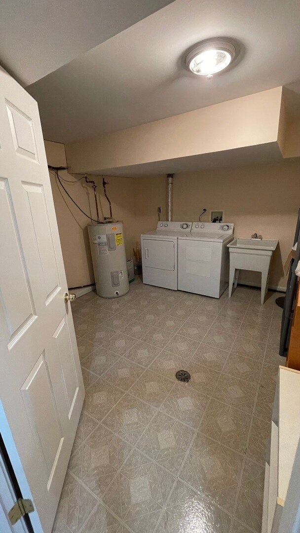 Building Photo - 1723 Wildberry Dr
