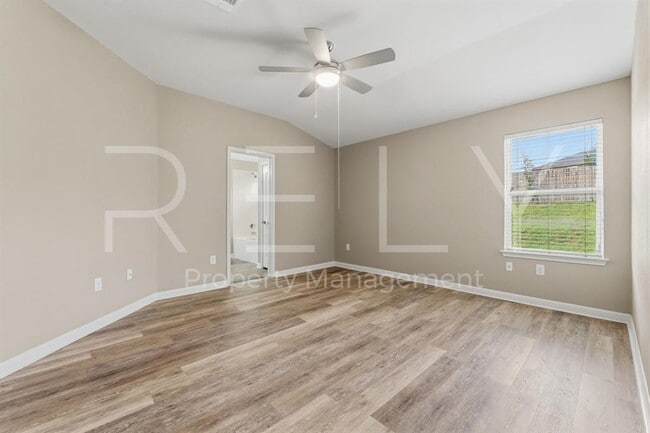 Building Photo - 146 Leon River Loop