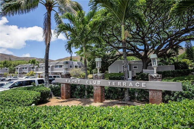 Building Photo - Upgraded 3 bedroom/2 bath townhome at Yach...