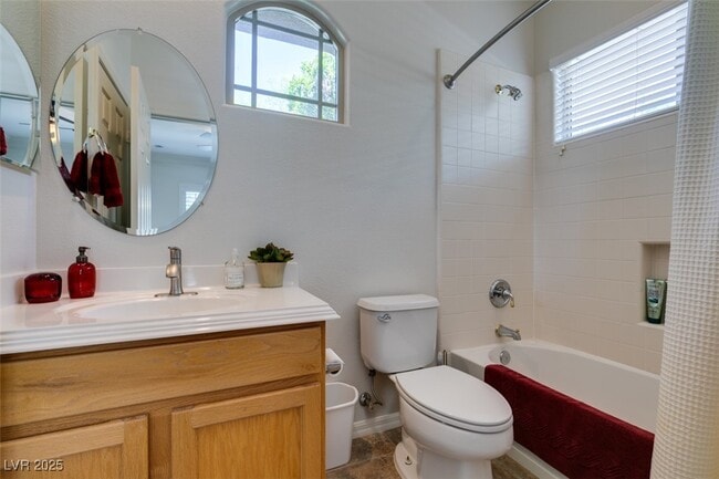 Building Photo - 46 Fountainhead Cir