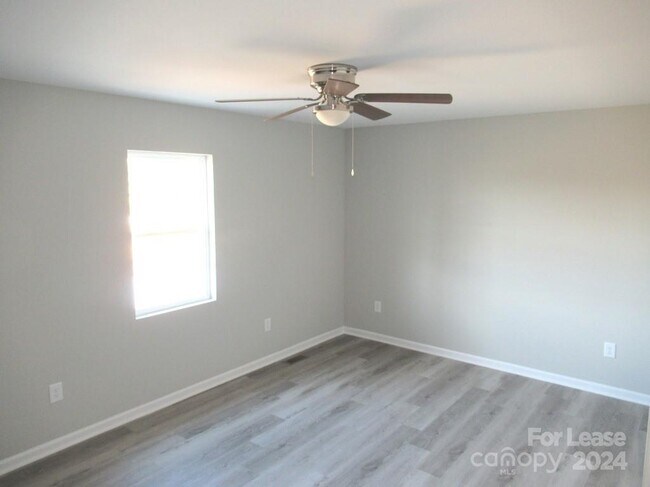 Building Photo - 2967 Gaston-Webbs Chapel Rd