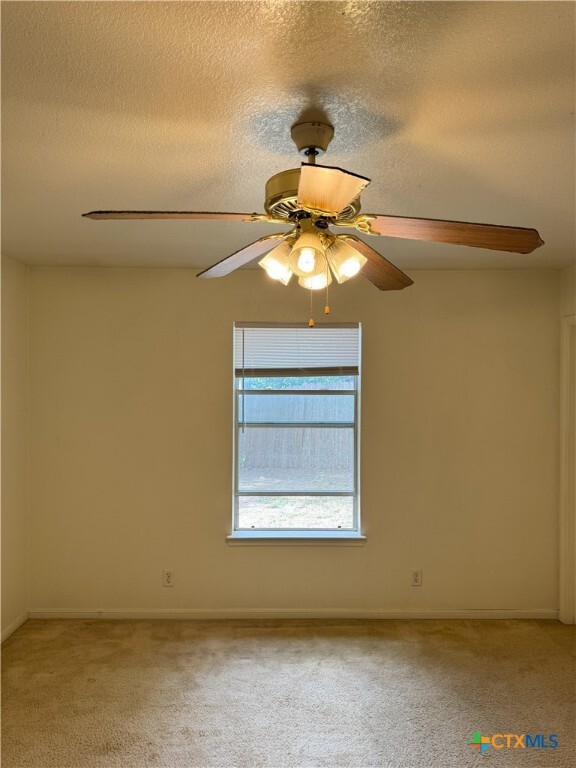 Building Photo - 1306 Chips Dr