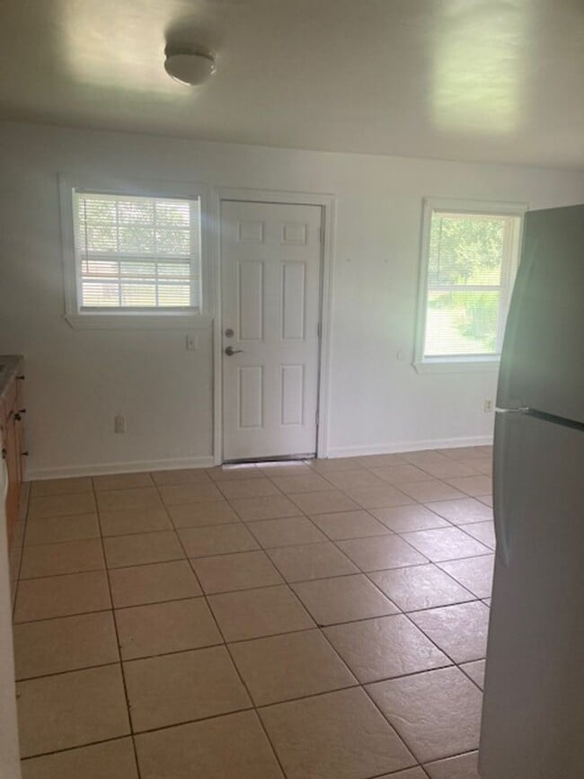 Building Photo - Gulfport 3 Bedroom