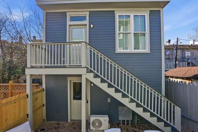 Building Photo - 309 Lorch St