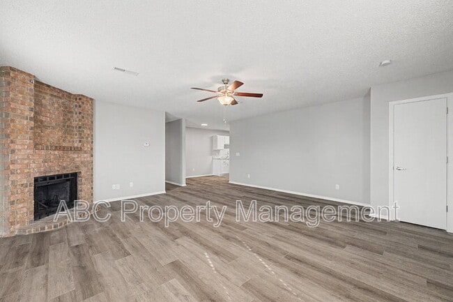 Building Photo - 4378 W Thrasher Dr