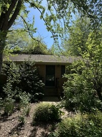 Building Photo - 8033 Devlin Rd